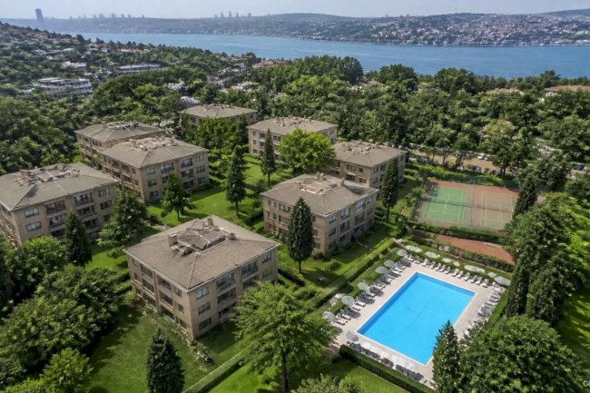 Beşiktaş Etiler Uba Sitesi: Kültür Mahallesi’nde Köklü ve Yeşil Alanlarla Bütünleşen Site Yaşamı