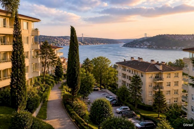Beşiktaş Kuruçeşme Boğaziçi Sitesi: Boğaz Hattında Mevcut Konut Yerleşimi ve Gayrimenkul Potansiyeli