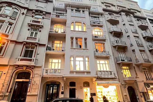 Aziziye Palas Apartmanı: Maçka Caddesi’nde Tarihi Apartman ve Gayrimenkul Değeri