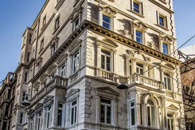 Baran Apartmanı (Mardan Han): Pera’da Tarihi Mimari ve Gayrimenkul Değeri