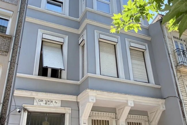 Cihangir Çok Şükür Apartmanı: 1905'ten Günümüze Tarihi Bir İstanbul Yapısı