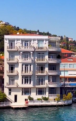 Narlıyan Apartmanı