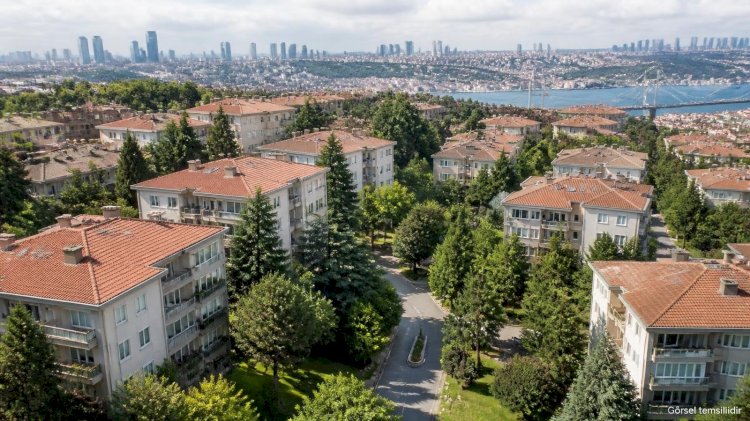 Beşiktaş Levazım Dostlar Sitesi: Merkezi Konumda Köklü ve Sakin Site Yaşamı