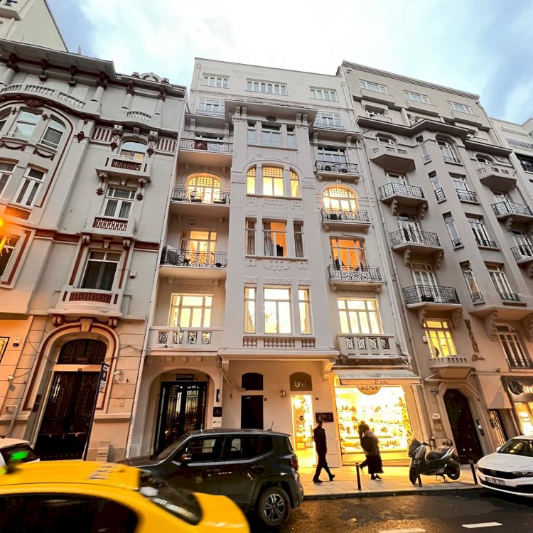 Aziziye Palas Apartmanı: Maçka Caddesi’nde Tarihi Apartman ve Gayrimenkul Değeri
