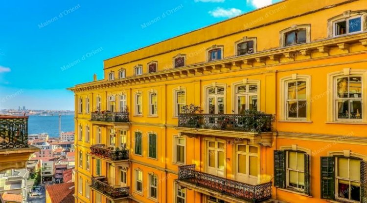 Doğan Apartmanı: Galata’nın İkonik Tarihi Yapısı ve Gayrimenkul Değeri