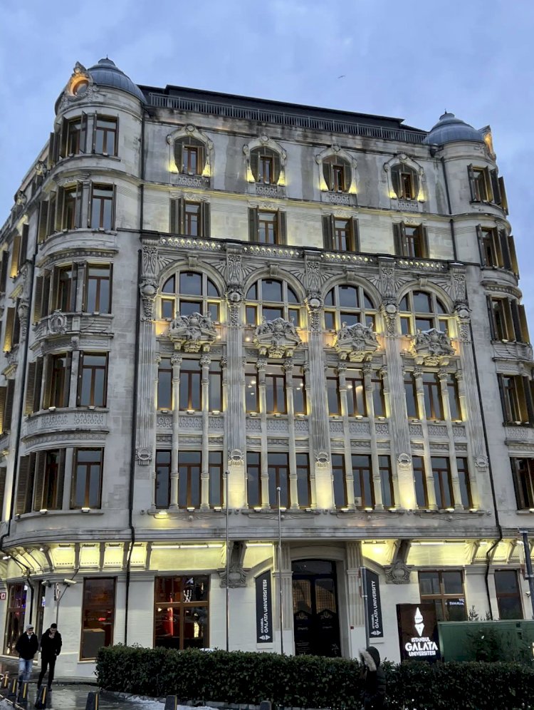 Frej Apartmanı: Şişhane’de Art Nouveau Mirası, Geç Osmanlı Mimarisi ve Tarihi Gayrimenkul Değeri