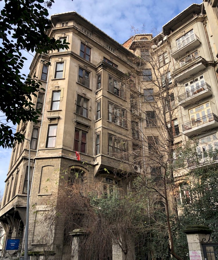 Arif Paşa Apartmanı: Elmadağ’da Osmanlı’dan Cumhuriyet’e Uzanan Tarihi Mimari ve Gayrimenkul Değeri